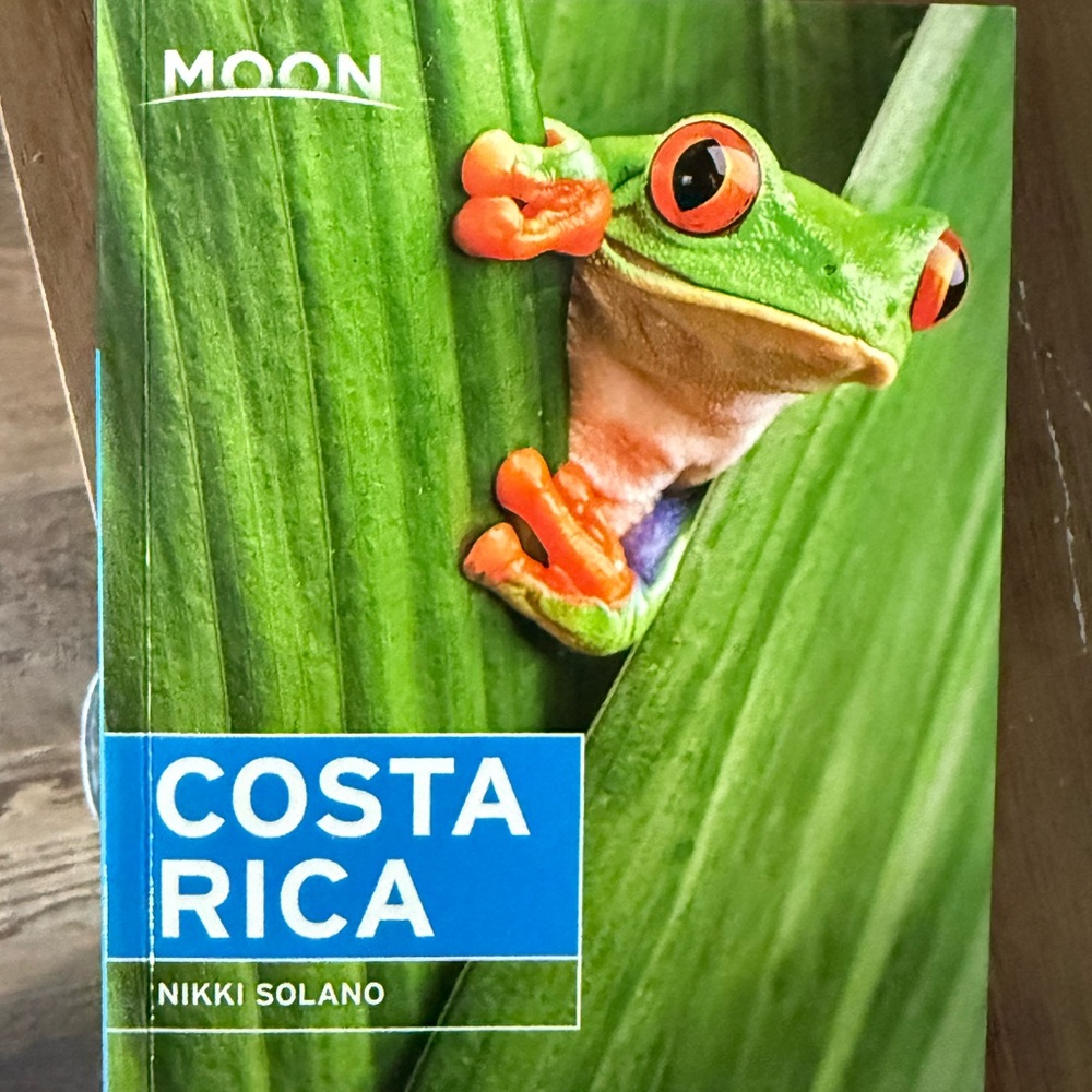 Moon Costa Rica Travel Guide